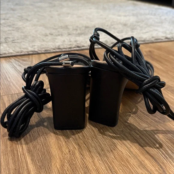 A new day Elegant Black Strappy Women's Heels - 11 - Picture 5 of 6